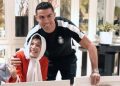Ronaldo, İran'da engelli kadına dokunduğu için 99 kırbaç cezası aldı!