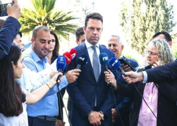 SYRIZA'nın yeni lideri ilk ziyaretini Lefkoşa'ya yaptı, Ankara'ya seslendi: Tek taraflı eylemlerden uzak durulmalı