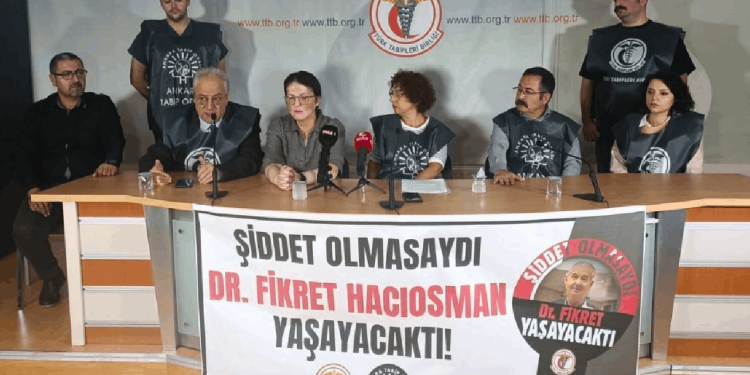 Sağlık çalışanlarından şiddet tepkisi: Yaşatmak isterken ölmek istemiyoruz