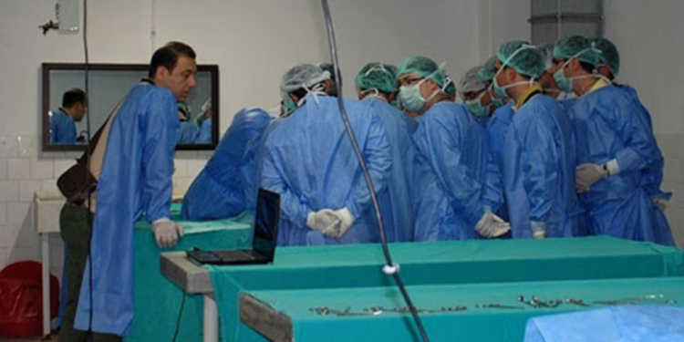 Sağlık sisteminde kriz büyüyor... Doktorların göçünün ardından tıp fakültelerinde istifalar başladı