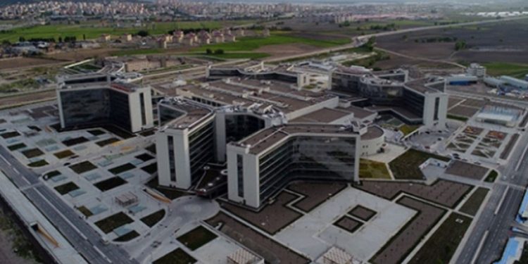 Şehir hastanelerinde kara delik büyüyor: 83 milyardan fazla bütçe isteniyor