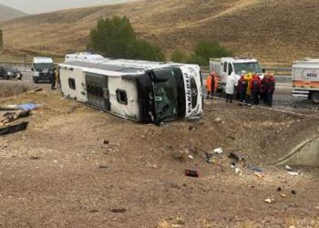 Sivas’ta yolcu otobüsü devrildi: 7 ölü, 40 yaralı