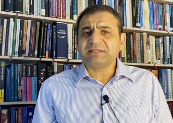 Siyaset bilimci Prof. Dr. Sedat Laçiner uyardı: Bütün Ortadoğu inflak etmek üzere, artık çok geç!