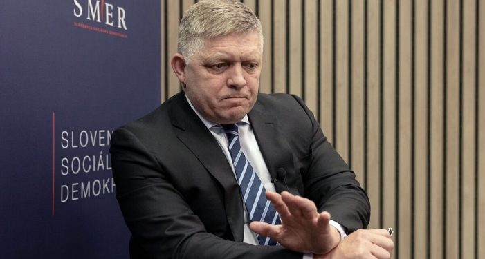 Slovakya’da hükümet değişti, Ukrayna’ya askeri yardım durduruldu