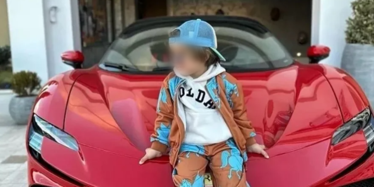 Sofuoğlu’ndan Serhan Acar’a ‘Zayn’ tepkisi