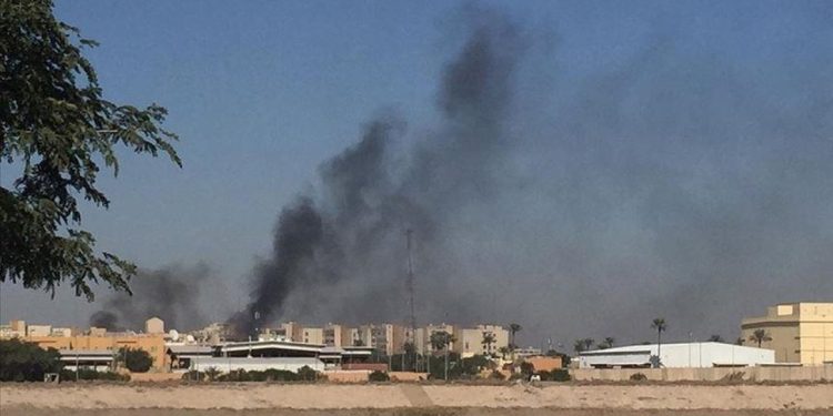 Suriye'deki ABD üslerine eşzamanlı hava saldırıları düzenlendi