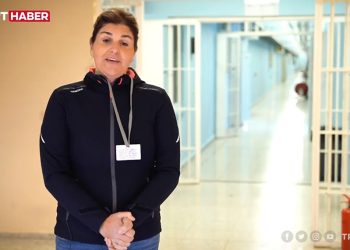 TRT muhabiri Elif Akkuş gözaltına alındı; cezaevleri ‘imaj’ haberine tepki yağmıştı