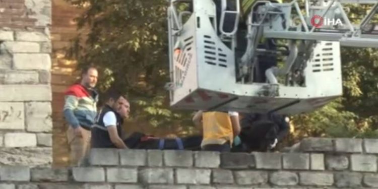 Tarihi İstanbul Surları'nda ceset bulundu