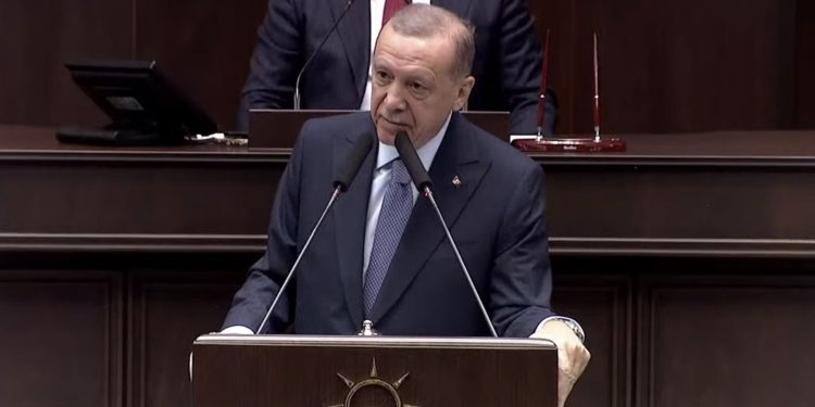 Tayyip Erdoğan: Hamas terör örgütü değil, mücahitler grubudur