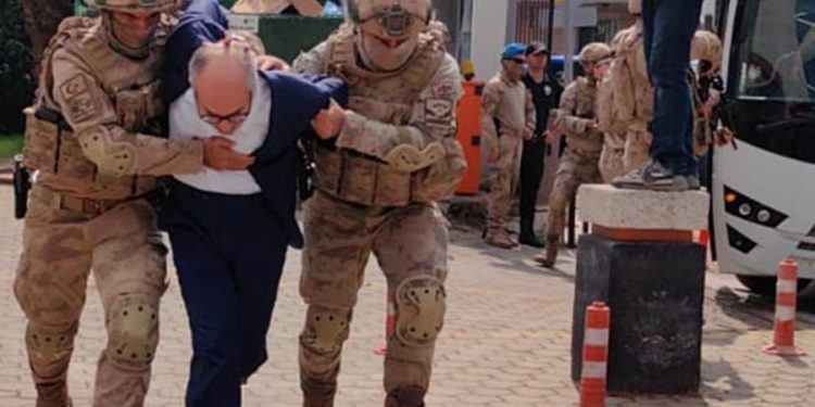 Terkinler çetesi operasyonunda tutuklanan HSK şube müdürü intihar etti