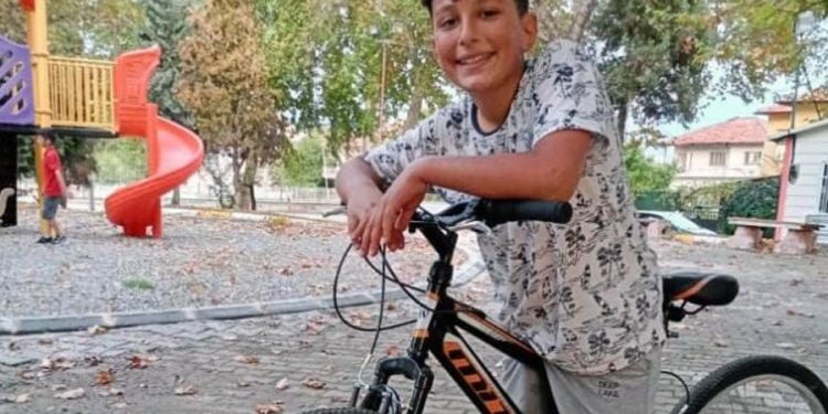 Turhal’da iki gündür kayıp olan 12 yaşındaki çocuk bıçaklanarak öldürülmüş