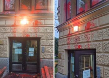 Türkiye’nin Helsinki Büyükelçiliği’ne boyalı ve sis bombalı saldırı