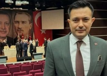 Türkücü Mahmut Tuncer’in oğlu, AKP MKYK üyesi oldu