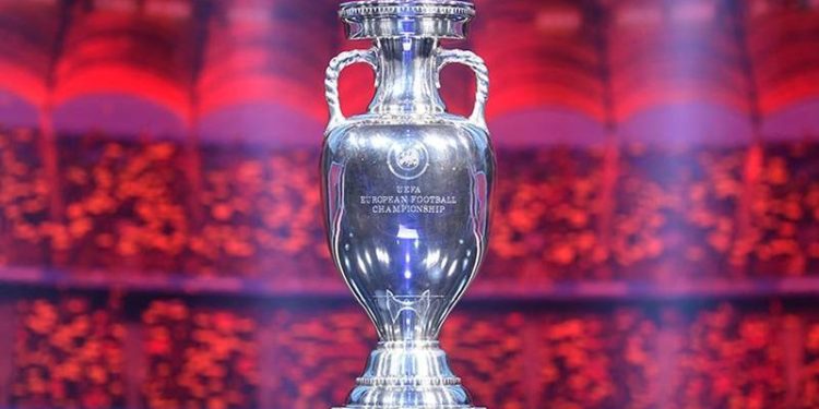 UEFA'da tarihi gün: Türkiye'nin ev sahipliği açıklanıyor