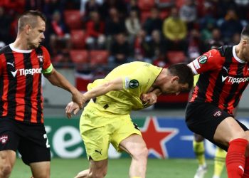 Ülkemizde futbol başarılı sonuçlarla bu yıl taraftarları sevindiriyor; bir eksikle…