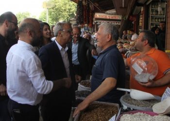 Yeşil Sol Parti’den Riha esnafına ziyaret