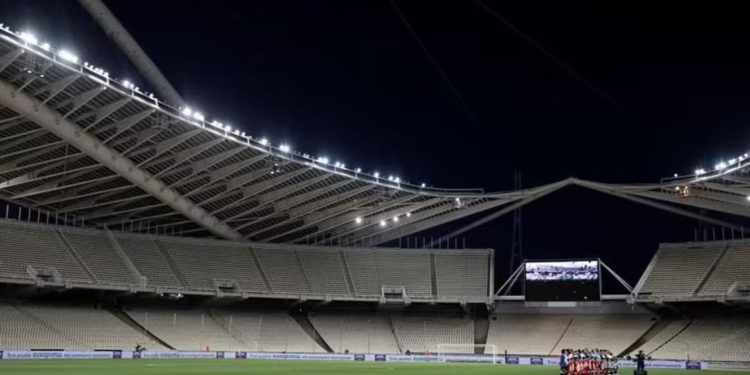 Yunanistan güvenlik endişeleri nedeniyle ülkenin en büyük stadyumunu kapattı