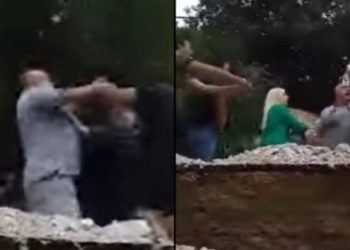 Yunanistan'da Volos Belediye Başkanı, sel mağduruna tokat attı