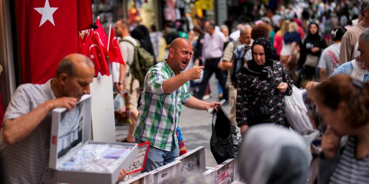Türkiye’de hükümet enflasyon hedefini tutturabilir mi?
