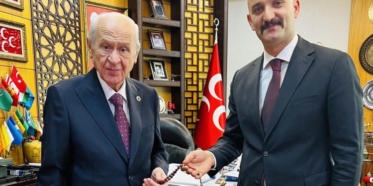 ‘Bahçeli, Sinan Ateş cinayetinin şüphelisi Olcay Kılavuz’u danışmanı yaptı’ iddiası