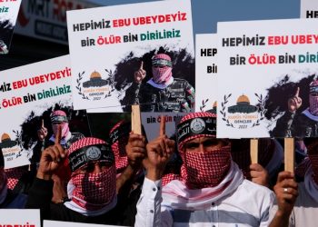 İncirlik Hava Üssü’nde Filistin’e destek mitingi: Üsse yürüyen gruba polis müdahale etti 