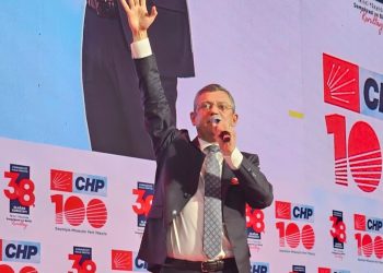 Özel: Atatürk’ün koltuğunda devir teslim olmaz, CHP’de hançer yok