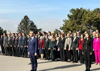 CHP’de Özgür Özel A takımını açıkladı