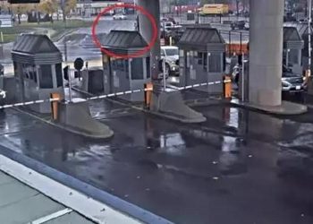 New York Valisi açıkladı: Köprüdeki patlama terör eylemi değil