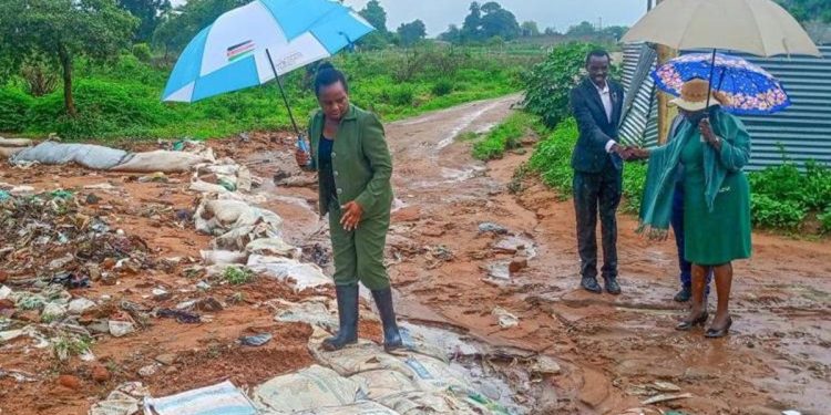 Kenya’da sel felaketi: Taşan nehirden geçmeye çalışan 7 kişi kayboldu