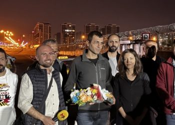 Cezaevinden çıkan Oruç: Yaşasın özgür basın