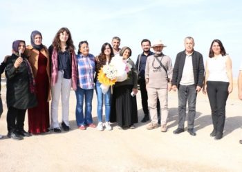 Tahliyesi iki kez ertelenen Berrin Sarı cezaevinden çıktı