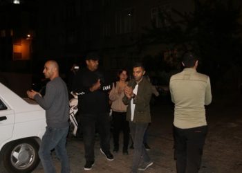 Saldırıları protesto eden kitleye polis müdahalesi