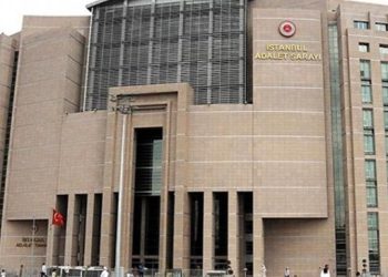 7 kadının protestosuna hapis cezası