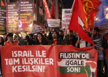 ‘Türkiye’den kalkan gemiler İsrail’den bomba olarak Gazzelilerin üzerine yağıyor’