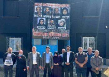 Konya’da utanç bitmiyor: Asılan pankart da söküldü