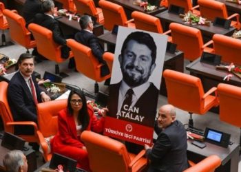 AYM kararını tanımayan Yargıtay’dan suç duyurusu