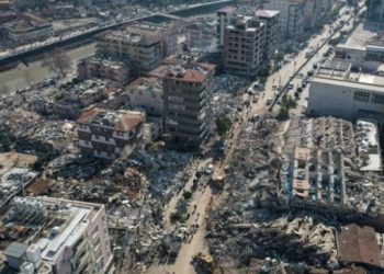 Deprem bölgesindeki 5 ilde mücbir sebep hali uzatıldı