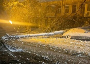 Rusya ve Ukrayna’da fırtına: 18 ölü