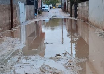 Sokaklar göle döndü: Kayyım bey gelsin bu yolları bir gezsin