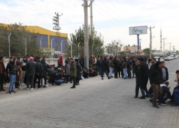 Özak Tekstil işçileri ablukaya rağmen direniyor