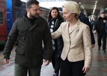 AB Komisyonu Başkanı von der Leyen ilerleme raporu öncesi Kiev'de