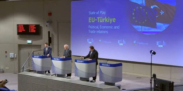 AB raporundan şartlı Gümrük Birliği modernizasyonu ve vize kolaylığı önerisi çıktı