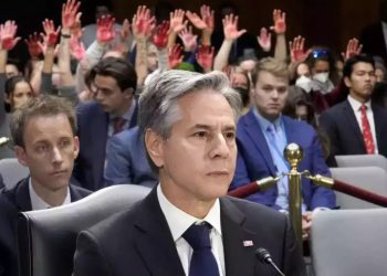 ABD Dışişleri Bakanı Blinken’a Senato’da sert protesto: Ellerinde kan var, katil!