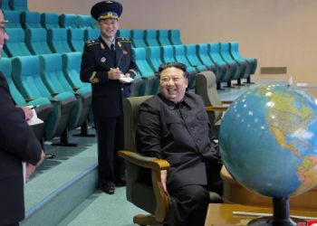 ABD'nin Hawaii ve Güney Kore'deki askeri üslerinin uydu görüntüleri 'Kim'in ellerinin altında'