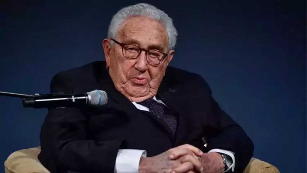 ABD'nin 'Savaş Bakanı' Henry Kissinger 100 yaşında öldü