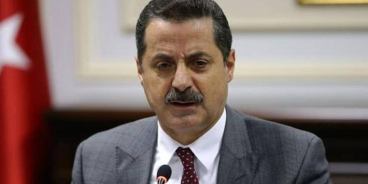 AKP'li Faruk Çelik: Cumhurbaşkanımızın önünde hain tezgahlara muhatap bırakıldım