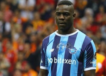 Adana Demirsporlu Balotelli İtalya’da trafik kazası geçirdi