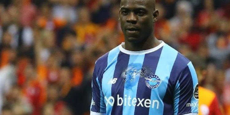 Adana Demirsporlu Balotelli İtalya’da trafik kazası geçirdi