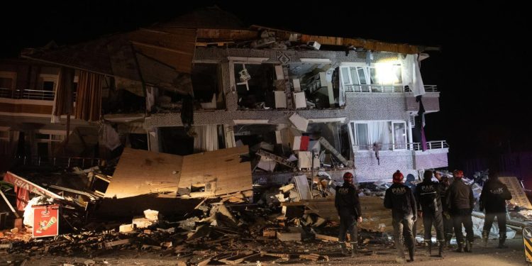 Afet Yasası'nın ilk Hatay'ı vurdu: Defne, Rezerv Alanı ilan edildi