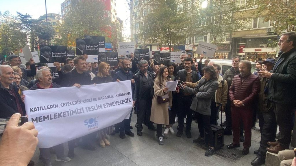 Agos önünde “Ogün Samast” protestosu: Adaletin düştüğü durum budur